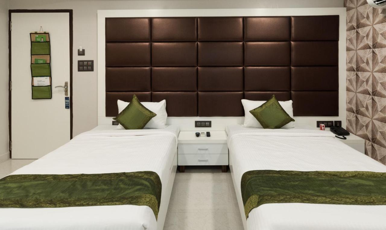 Treebo Trend Glorious Rim Rocks Palace Kolkata Exterior photo