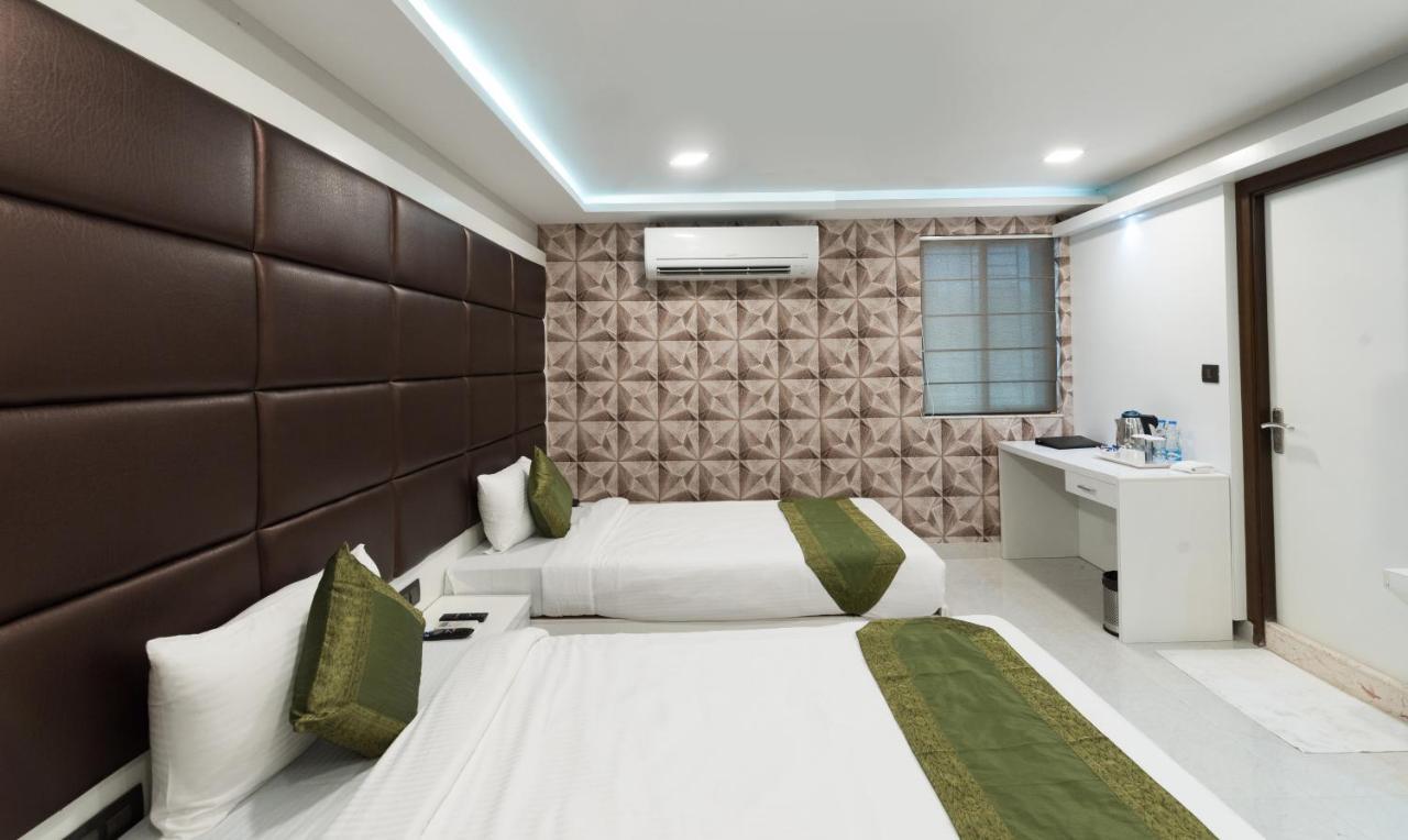Treebo Trend Glorious Rim Rocks Palace Kolkata Exterior photo